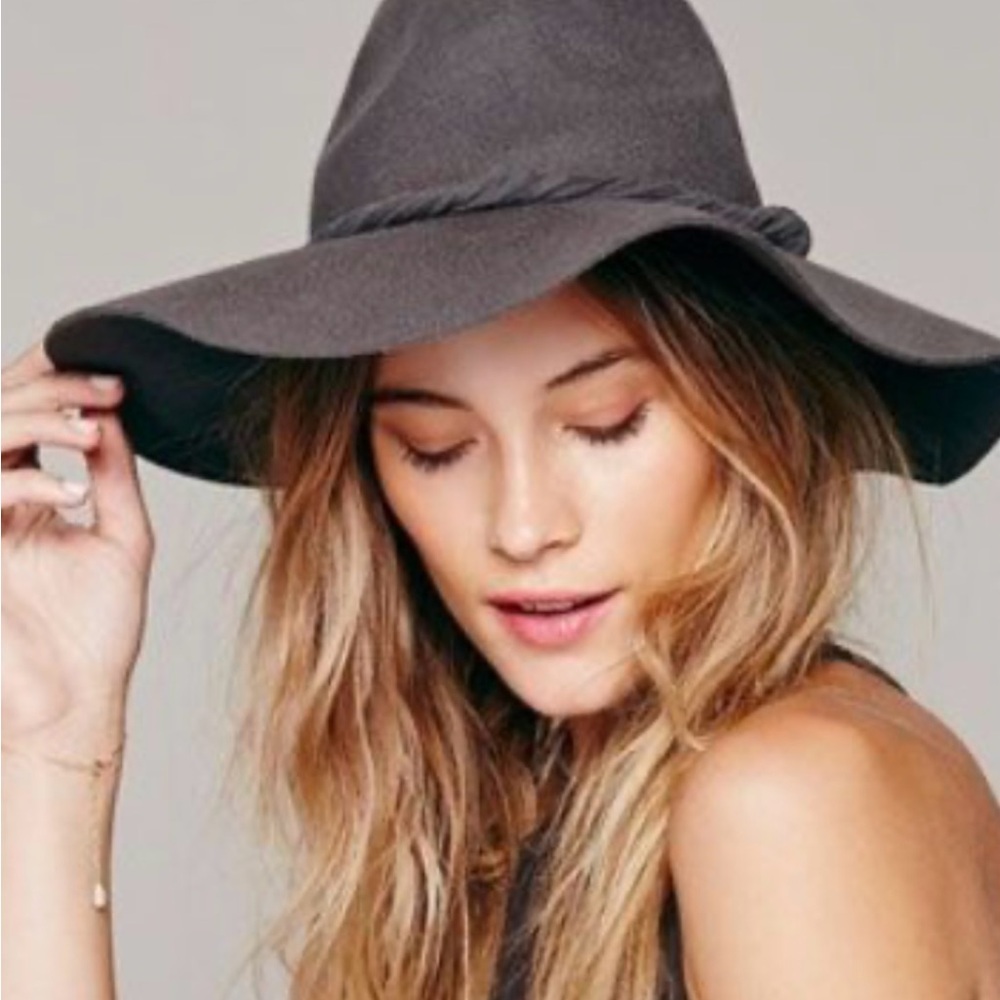 Free People Clipperton Taupe Felt Hat